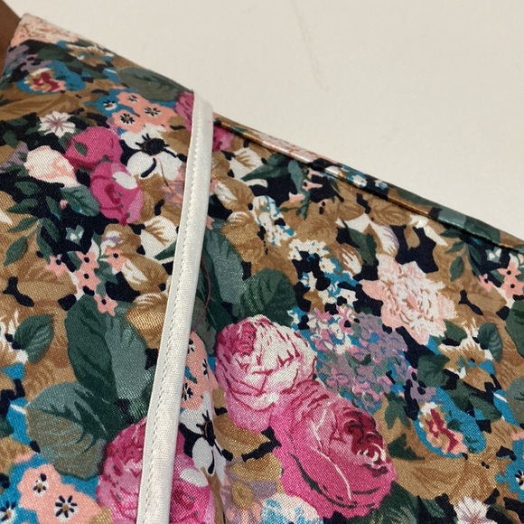 Vintage Robe Women's Medium Pink Floral Satin Shawl Collar Pockets Bows - Picture 7 of 14